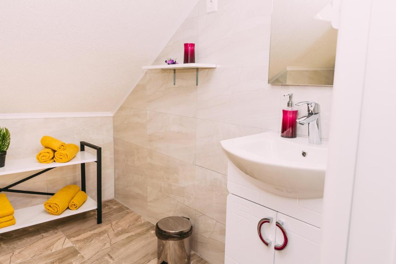 Apartmani Markesic Ramsko Jezero Prozor Екстериор снимка