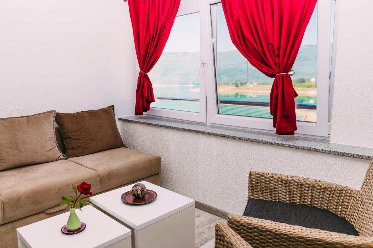 Apartmani Markesic Ramsko Jezero Prozor Екстериор снимка