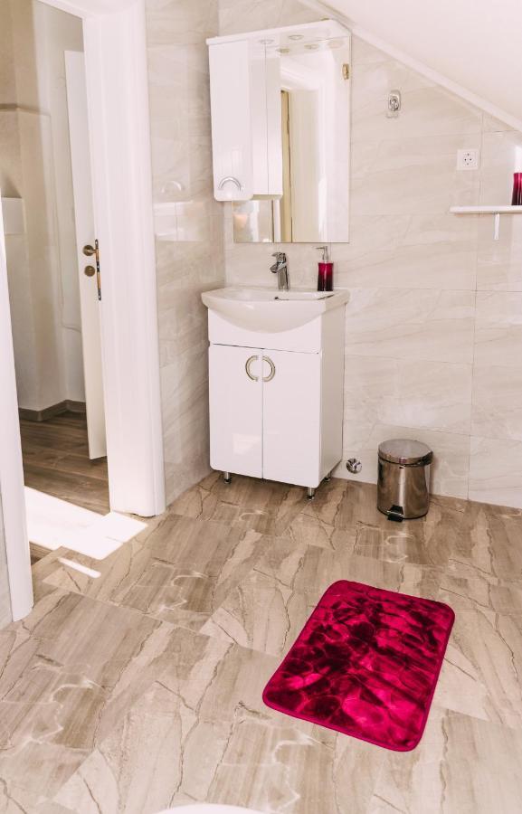 Apartmani Markesic Ramsko Jezero Prozor Екстериор снимка